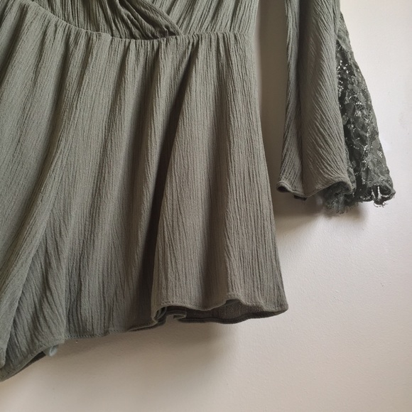 GUESS Romper - Picture 3 of 11